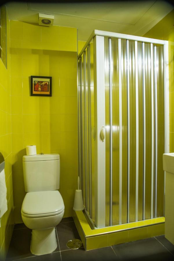 HABITACIONES INDEPENDIENTES CÉNTRICAs BAÑO PRIVADO Ronda Exterior foto