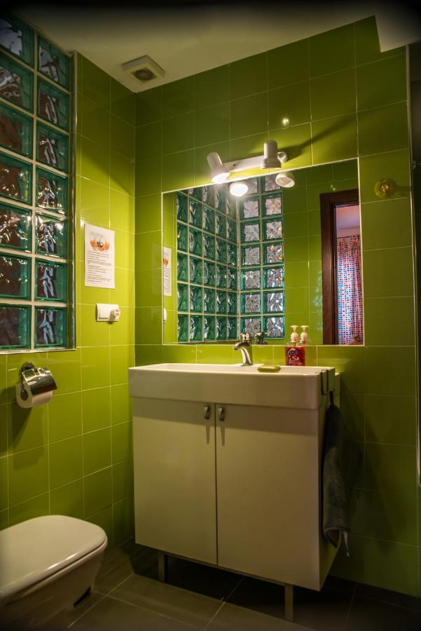 HABITACIONES INDEPENDIENTES CÉNTRICAs BAÑO PRIVADO Ronda Exterior foto